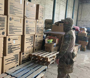 СБУ ліквідувала схему продажу гуманітарки, яка призначалася захисникам