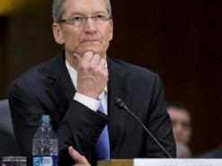 Apple обяжут помочь в расследовании связей Трампа и российских спецслужб