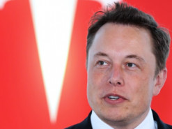 Tesla отложила собрание акционеров