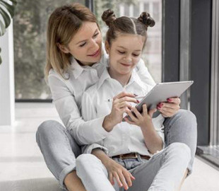 Мозок проти екрана: як цифрове середовище змінює навчальні навички школярів