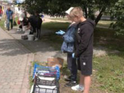 У Луцьку школярі продавали черешню, аби задонатити на "Байрактар"