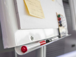 Школярам не змогли надрукувати нові підручники: який вихід знайшли урядовці і вчителі