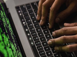 Повідомлення про "підозрілі автомобілі" у соцмережах — фейк — СБУ