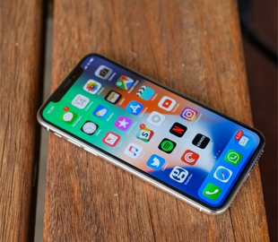 «Монобровь» вытесняет камеры, расположенные под поверхностью экрана