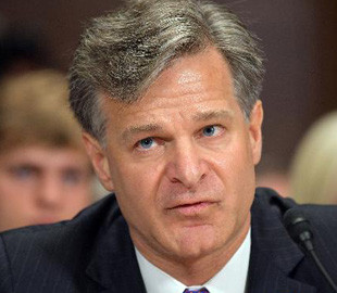 Глава ФБР попросил частные компании сообщать о хакерских атаках