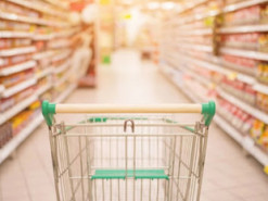 "Бум" на онлайн-покупки: здорових британців закликали самим ходити у супермаркети