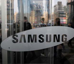 Samsung придумала смартфон в виде вывернутой наизнанку книжки ещё три года назад