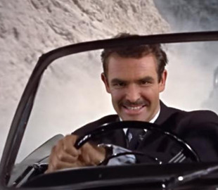 Искусственный интеллект показал, как бы выглядел Берт Рейнольдс в роли Бонда