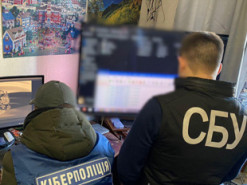 Кіберполіцейські викрили розробника пропагандистських вебресурсів на Хмельниччині