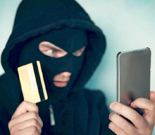 Мужчина поверил смс-сообщению и остался без 40 тысяч гривен