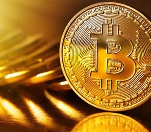 Уоррен Баффет назвал биткоин «крысиным ядом в квадрате»