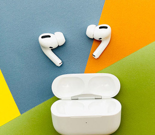 Владельцы наушников Apple жалуются на ошибку