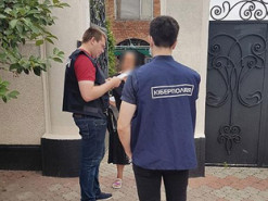 Киберпреступники из Николаева даже под следствием продолжали обманывать на интернет-покупках