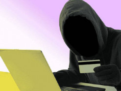 Жінка хотіла продати товар в інтернеті, натомість втратила 71 тисячу гривень