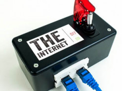 В России будут проводить регулярные учения по отключению Рунета от мировой Сети