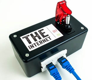 В России будут проводить регулярные учения по отключению Рунета от мировой Сети