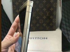 Двухэкранный смартфон-раскладушка Samsung засветился на видео