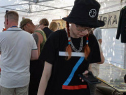 Скандальна викладачка Більченко засвітилася у Росії з фашистською символікою