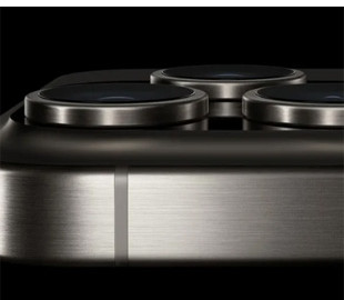 Розбірка iPhone 15 Pro Max показала, як виглядає незвичайна тетрапризма