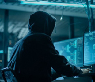 Хакеры из России взломали трансляцию Киевского форума по безопасности