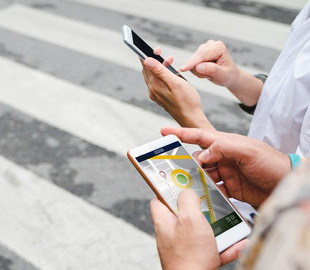 Знаменитости, у которых нет мобильного телефона (Фото)