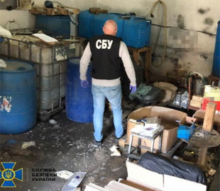 На Вінниччині СБУ блокувала мережу підпільного виробництва контрафактного алкоголю