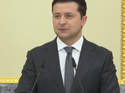 Зеленський привітав українських медиків зі святом