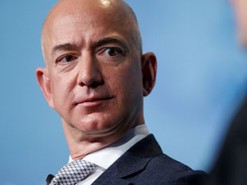 Самого богатого в мире человека пристыдили за безобразный внешний вид