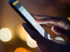 Передавала інформацію про місця дислокації ЗСУ: жительку Донеччини підозрюють у держзраді