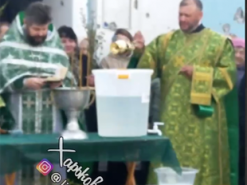 Ексмер Харкова Михайло Добкін провів службу в храмі УПЦ МП