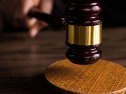 Продажи iPhone могут запретить в ряде стран