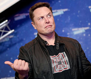 Маск считает курс биткоина завышенным