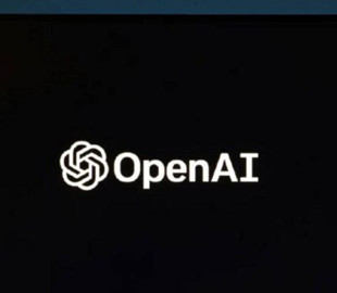 OpenAI перетягує дизайнерів і інженерів Apple: що це значить для ринку