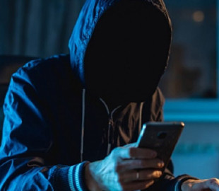 Інтернет-шахраї ошукали трьох українців на понад 175 тисяч гривень: у поліції розповіли подробиці шахрайства