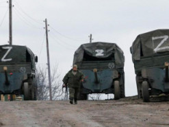 У деяких містах Росії зникають банери "Z"