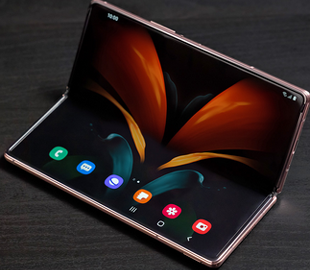 Samsung Galaxy Z Fold 3 сможет измерять артериальное давление