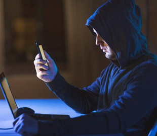 У Маріуполі «співробітники податкової» телефоном вимагають у жителів гроші