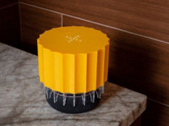 Энтузиасты создали «шапочку из фольги» для умных колонок