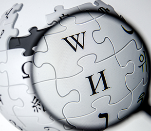 Російські мільярдери зачищають свої біографії в Вікіпедії – розслідування