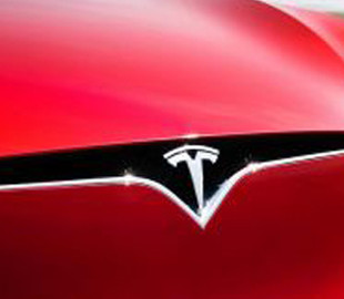 У Tesla появятся «компактный автомобиль» и «электромобиль повышенной вместимости»