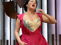 У Німеччині скасували концерт оперної діви, яка є прихильницею Путіна