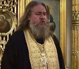 Поставив свічку за перемогу ЗСУ: у росії священик порушив таємницю сповіді та здав парафіянина спецслужбам