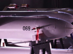 Зеленський показав нову українську ракету-дрон «Пекло»