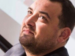 "Узнал из интернета о моем розыске". Нардеп Кузьминых "нашелся", адвокат заявляет, что он в больнице