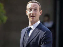 От Facebook требуют, чтобы Цукерберг сдал контроль над соцсетью