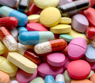 Геращенко розповів, як не купити фальсифіковані ліки в інтернеті