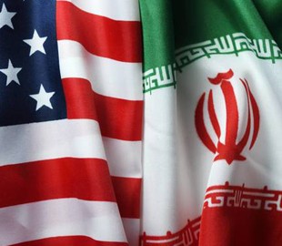 "США одержимы Ираном": Эксперты объяснили, зачем США понадобился арест финдиректора Huawei