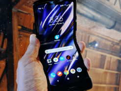 Вышли первые обзоры Motorola RAZR