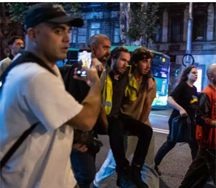 Кілька журналістів постраждали під час протестів у Грузії