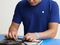 Apple отрицает обвинения в сервисной монополии